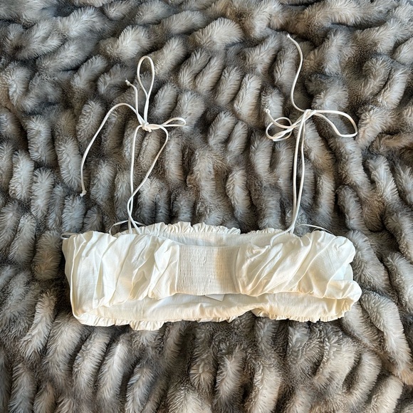 Ruched crop top (new with tags) - Picture 6 of 9